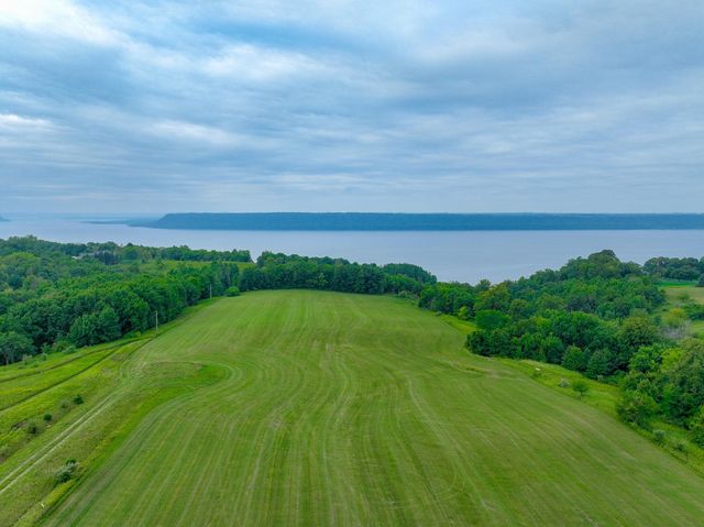 440th St, Maiden Rock, WI 54750