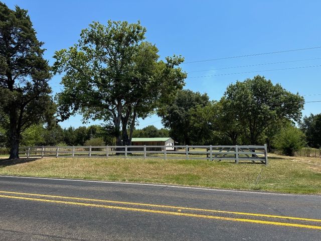 9352 State Highway 198, Mabank, TX 75156
