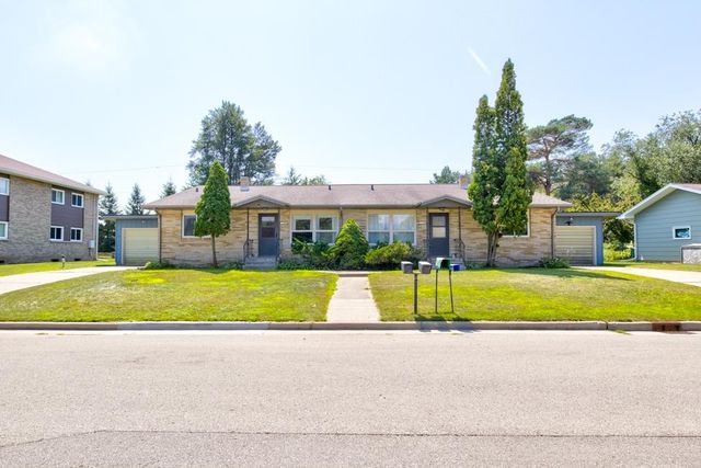 1145 Florence St, Marinette, WI 54143