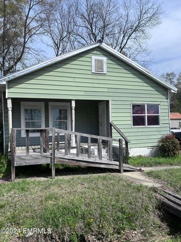 1904 17th St, Meridian, MS 39301