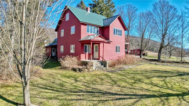 6152 Sugartown Rd, Ellicottville, NY 14731
