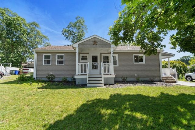 115 Austin St, Fall River, MA 02723