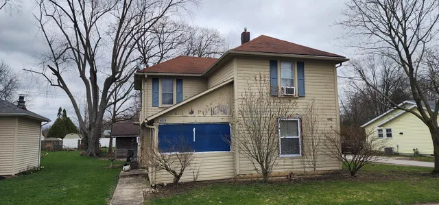 409 S  High St, Green Camp, OH 43322
