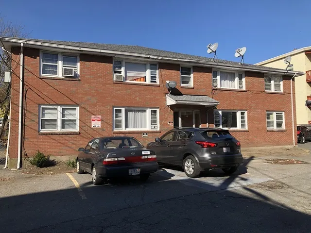 51 Laighton St #7, Lynn, MA 01902