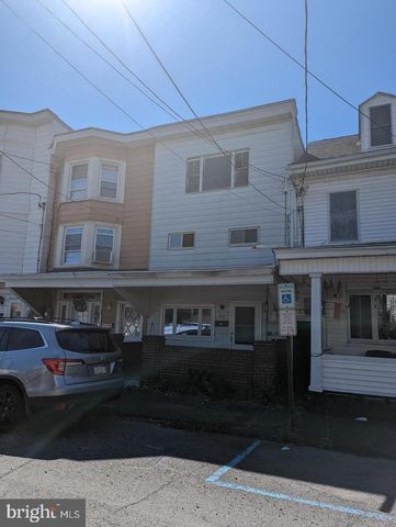212 E  Lloyd St, Shenandoah, PA 17976