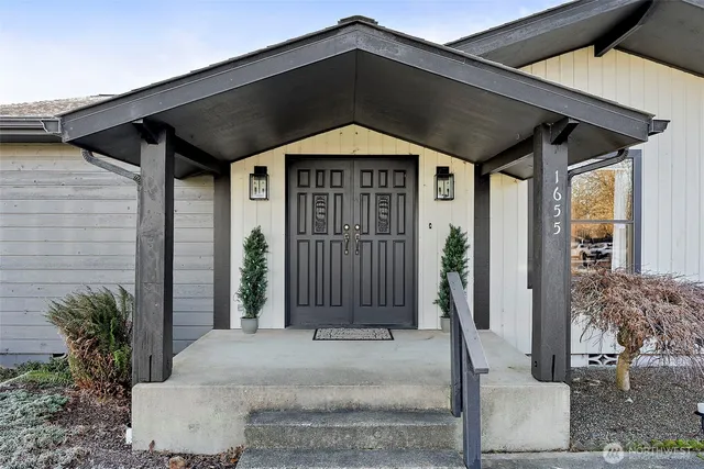 1655 Wheaton Street, Raymond, WA 98577