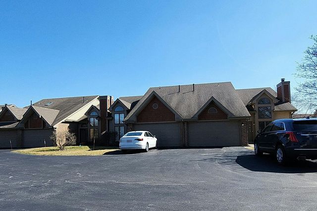 1930 Silver Creek Ct, Crown Point, IN 46307
