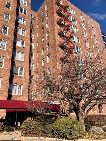 245 Rumsey Road #1F, Yonkers, NY 10705
