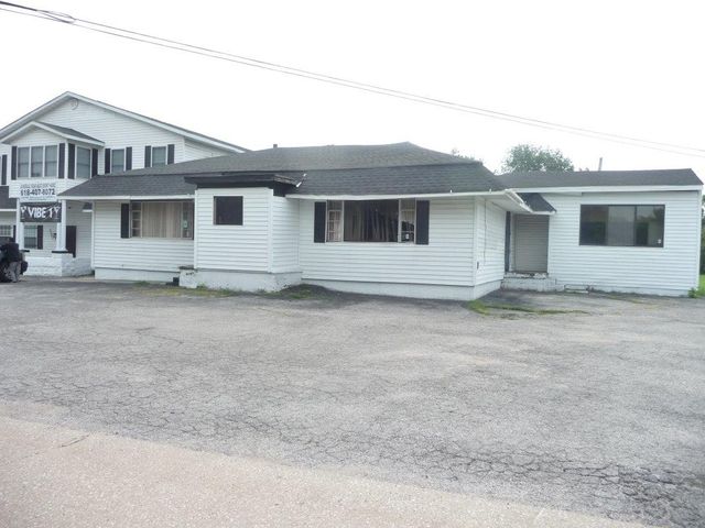 7301 Lake Drive East St Louis Il 3 Bed 6 Bath 19 Photos Trulia