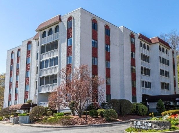 855 John Fitch Hwy #44, Fitchburg, MA 01420