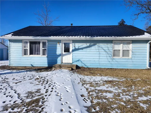 211 Lincoln St, Spickard, MO 64679