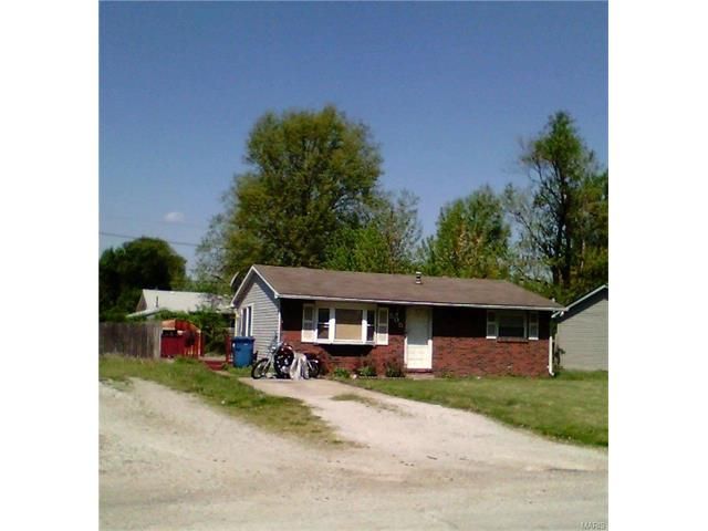 505 Ohio Ave, South Roxana, IL 62087
