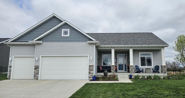 5411 Westfield Dr, Ames, IA 50014