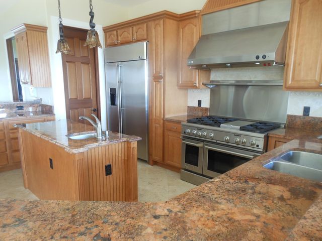 5644 Emerald Pointe Cir, Port Richey, FL 34668