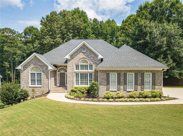 1114 Maple Creek Rdg, Loganville, GA 30052