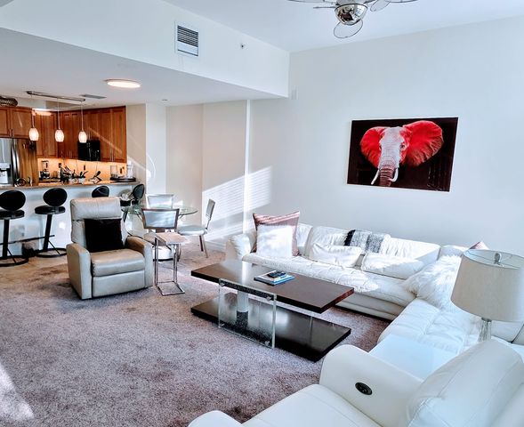 331 Cleveland St #314, Clearwater, FL 33755