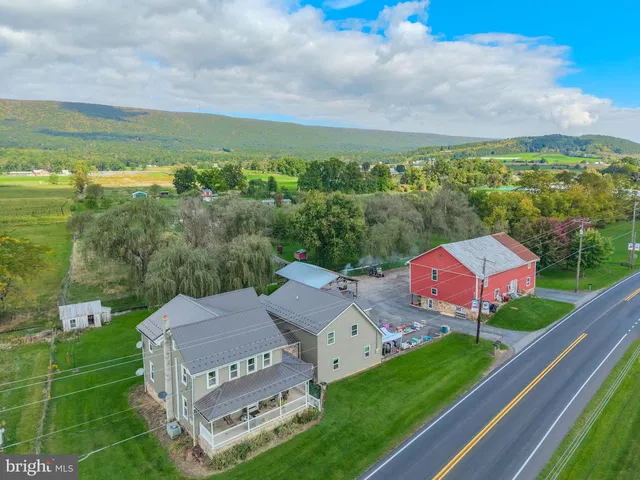 79 Main St, Richfield, PA 17086