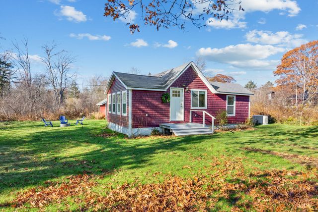 1744 Harpswell Neck Road, Harpswell, ME 04079