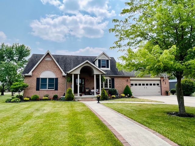 85 Dogwood Dr, Fort Loramie, OH 45845