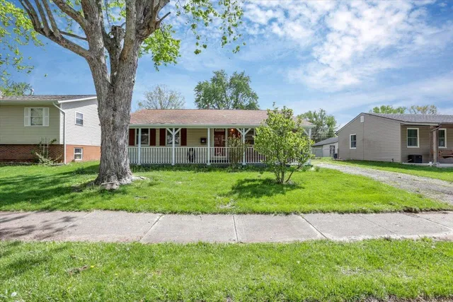54 Baywood Dr, Delaware, OH 43015