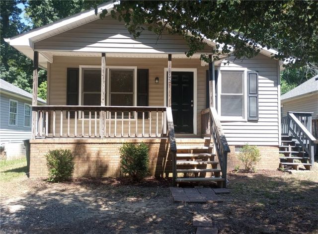 302 Aunt Mary Ave, Greensboro, NC 27405