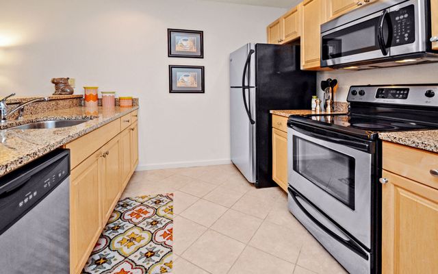 512 Coventry Ln #1208, Glen Mills, PA 19342