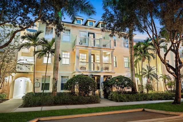 225 Murcia Drive #201, Jupiter, FL 33458
