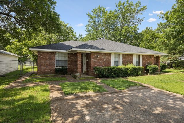 1104 E  High St, Terrell, TX 75160