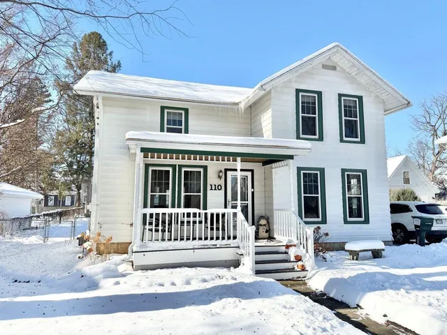 110 North Prairie Street, Stoughton, WI 53589