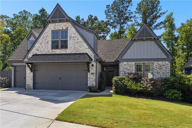 195 Arbor Garden Cir, Newnan, GA 30265