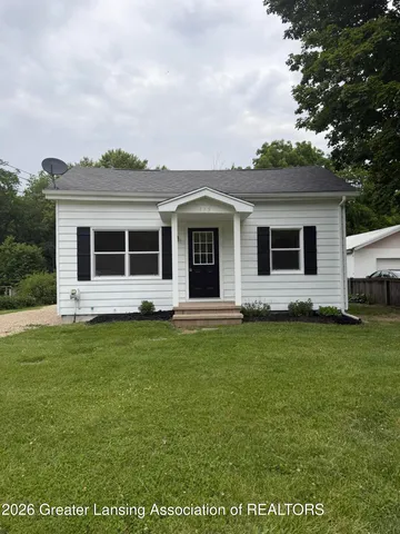 425 Sumpter St, Charlotte, MI 48813