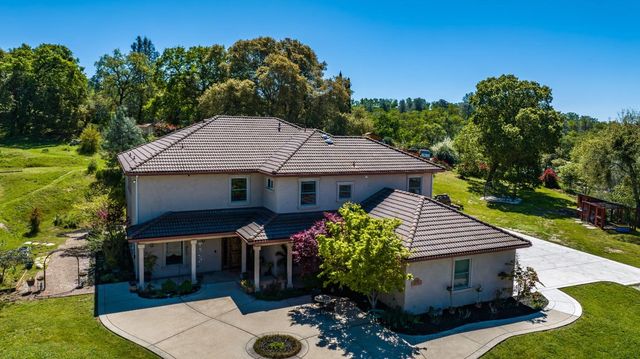 6331 Abouaf Ct, Valley Springs, CA 95252