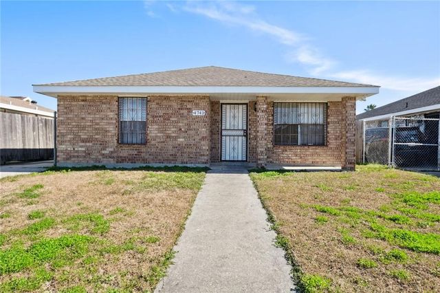 4741 Francisco Verrett Dr, New Orleans, LA 70126