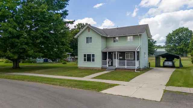 519 E  Chemung St, Waverly, NY 14892