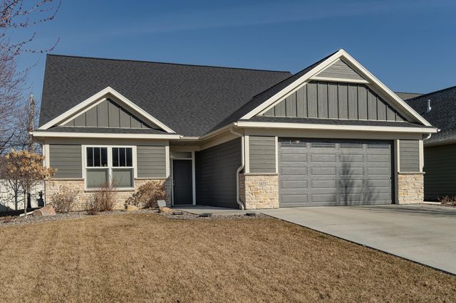 3873 Mayo Lake Rd SW, Rochester, MN 55902