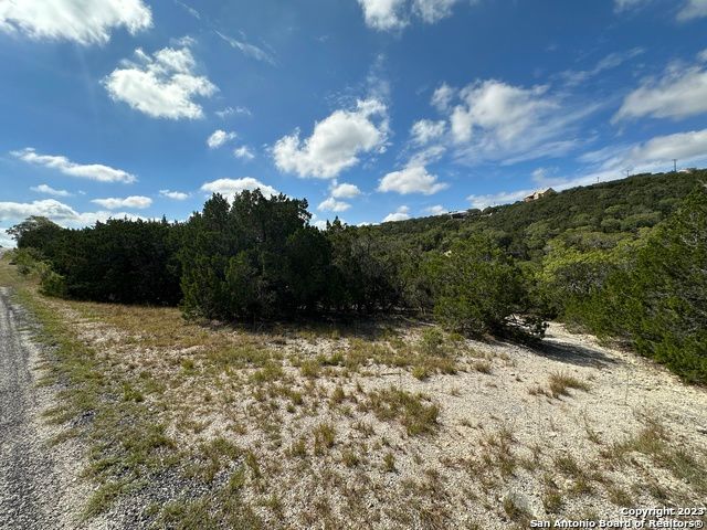 439 Private Road 1706 LOT 439, Helotes, TX 78023