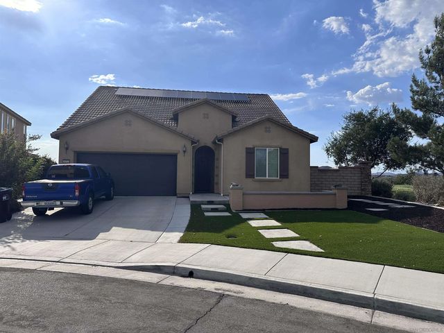 30521 Green Vista Dr, Menifee, CA 92584