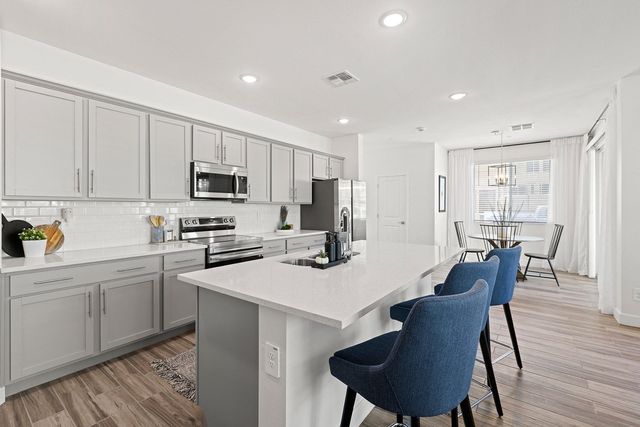 3850 E  Osborn Rd #7, Phoenix, AZ 85018