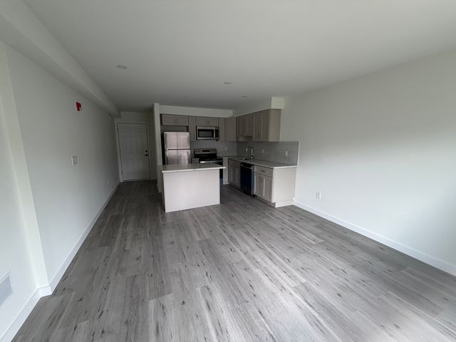 532 E  Girard Ave #C, Philadelphia, PA 19125