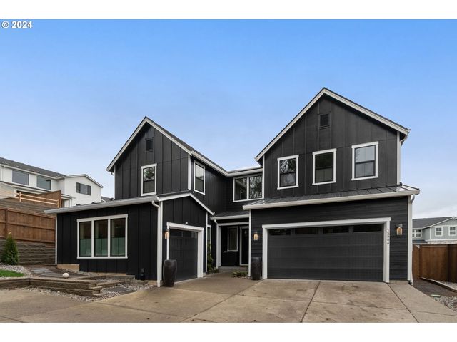 12904 NW 30th Ave, Vancouver, WA 98685