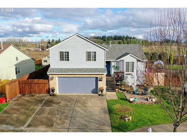 3243 Barnet St, Forest Grove, OR 97116