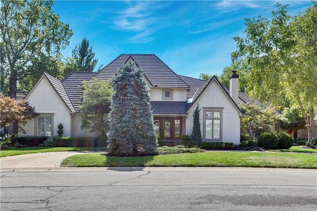 12502 Delmar St, Leawood, KS 66209