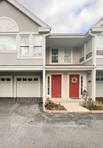 1101 Country Place Dr, Lancaster, PA 17601