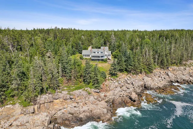 174 Pink Street, Saint George, ME 04860