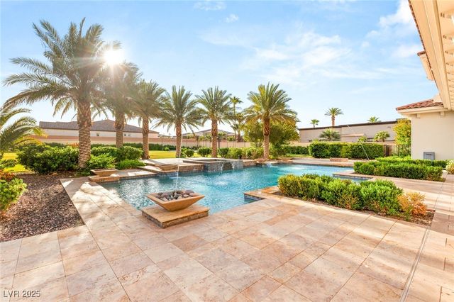 8895 S  Tenaya Way, Las Vegas, NV 89113