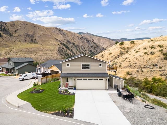 10001 Numeral Pointe Place, Entiat, WA 98822