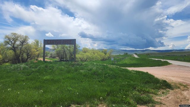 28 Sage Meadow Rd, Glenrock, WY 82637