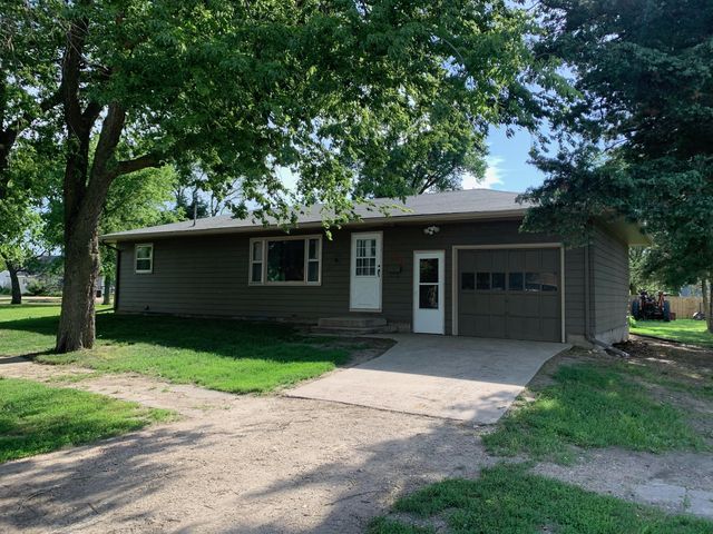 103 N  Wallace St, Mount Vernon, SD 57363