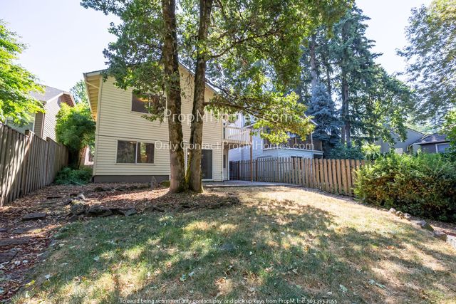 13373 Peters Rd, Lake Oswego, OR 97035