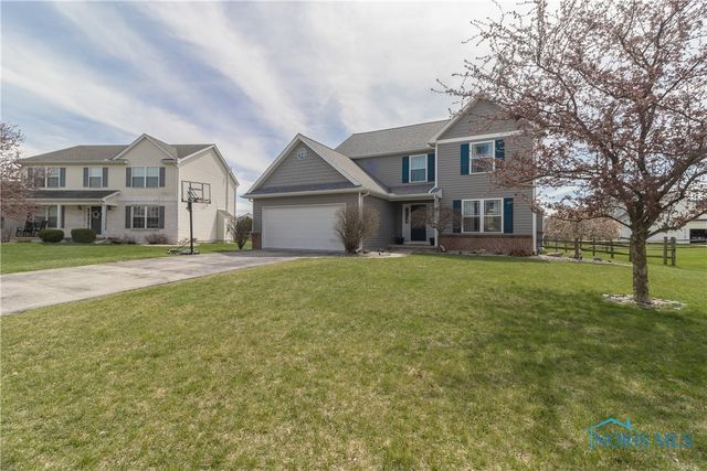 7041 Harvester Rd, Maumee, OH 43537